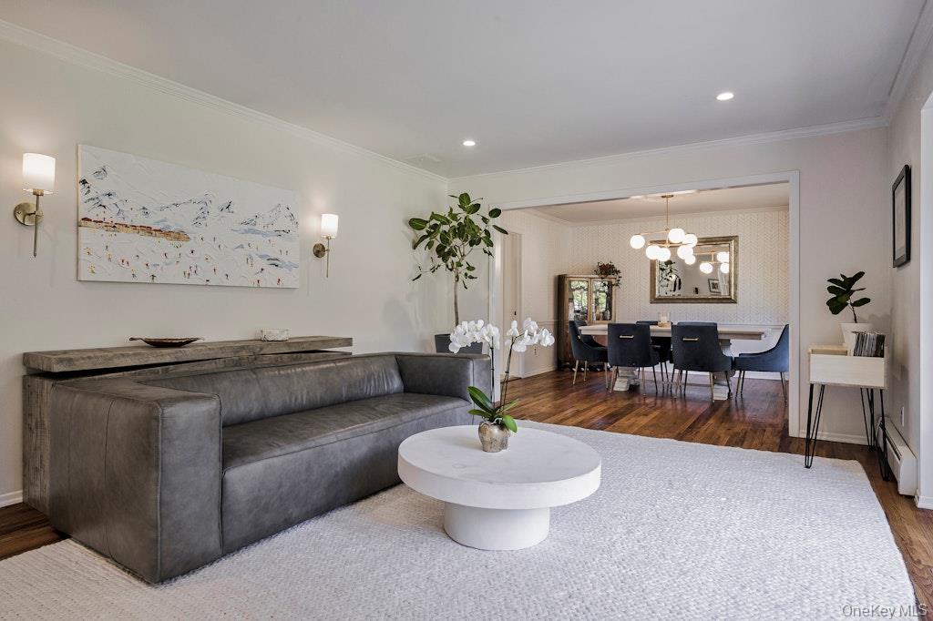 #6 photo, 5 Pebble Hill Court, Northport , NY 11768