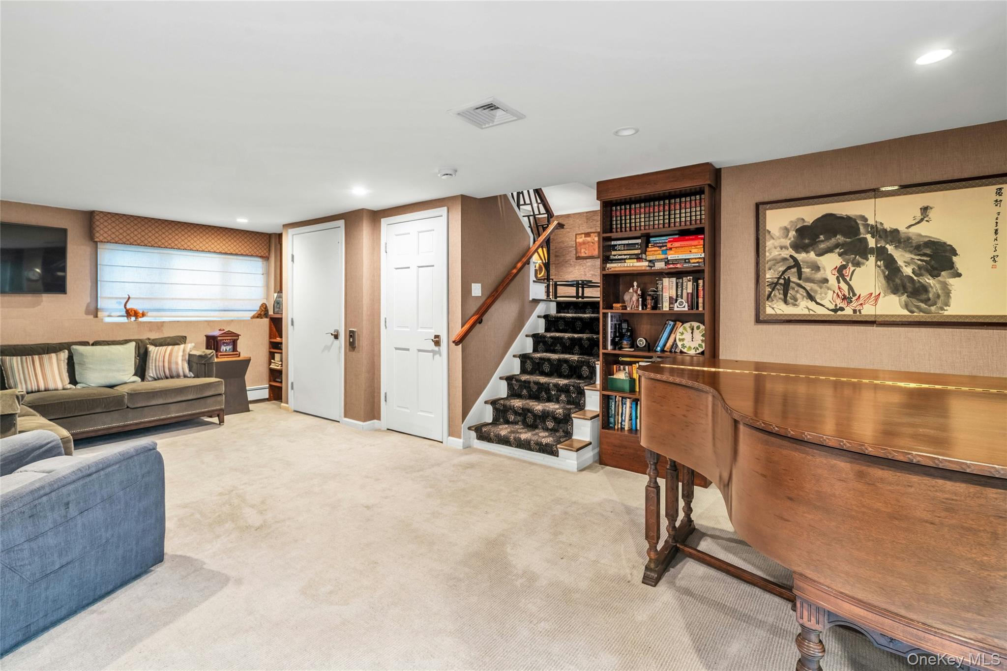 #10 photo, 36 Burton Avenue, Plainview , NY 11803