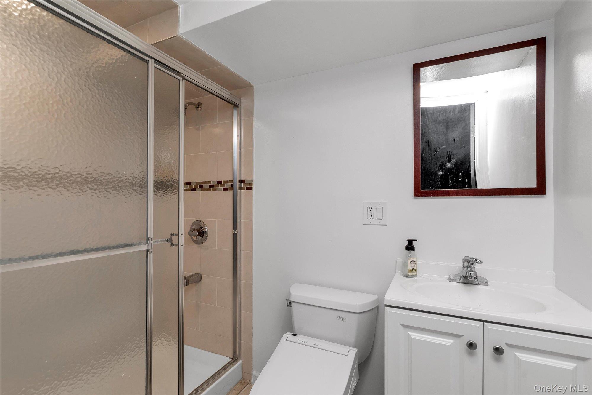 #15 photo, 40-38 194 Street, Bayside , NY 11358