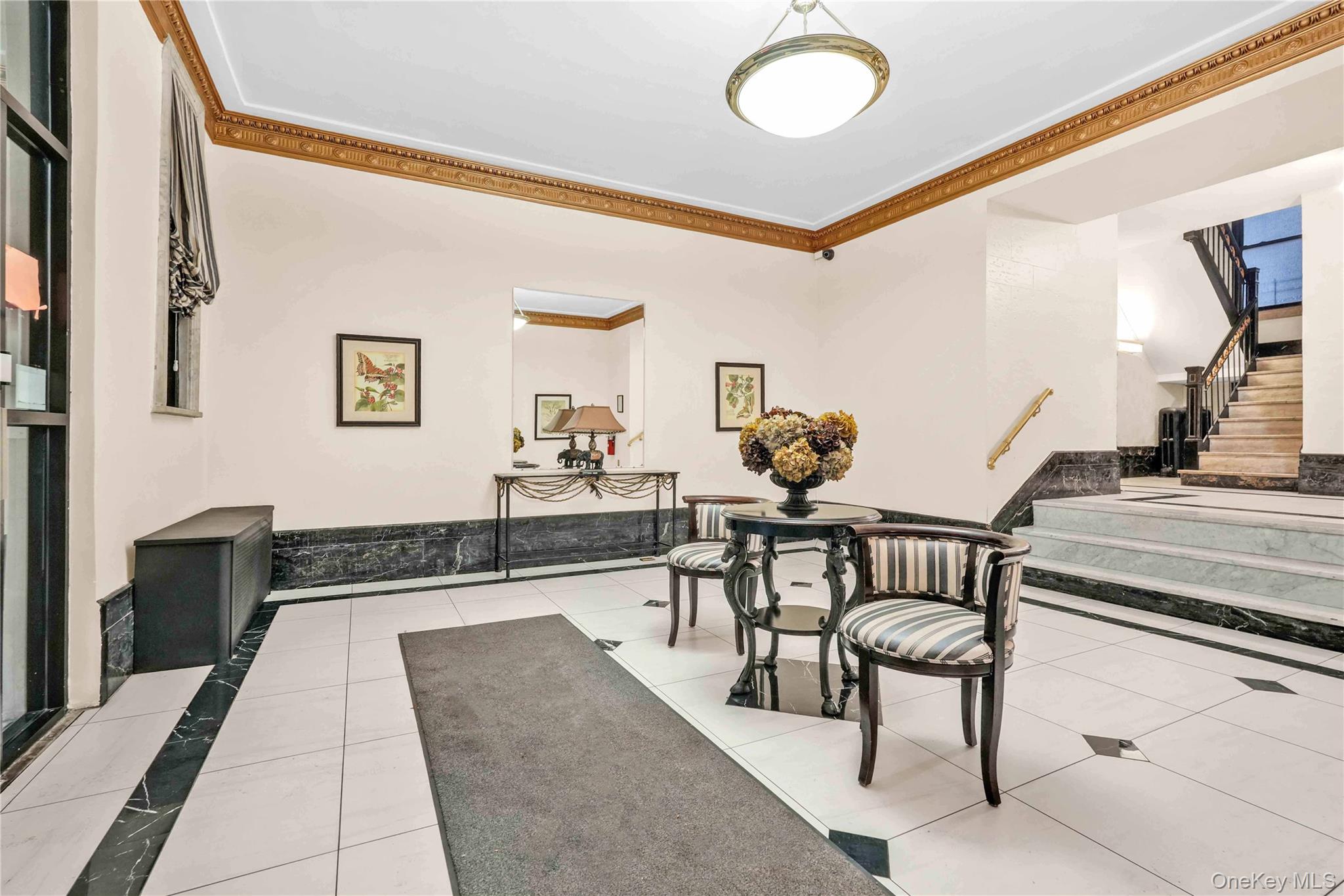 #2 photo, 115-25 Metropolitan Avenue, Kew Gardens , NY 11375