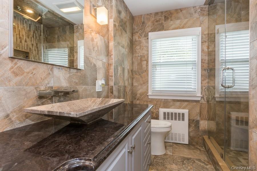 #3 photo, 183 Wickham Road, Garden City , NY 11530