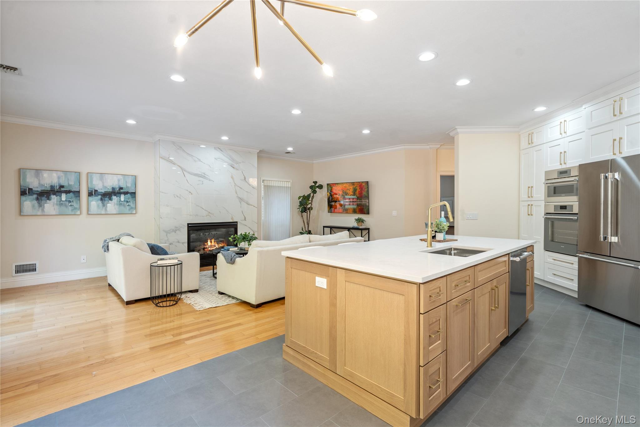 #11 photo, 176 Sagamore Drive, Plainview , NY 11803