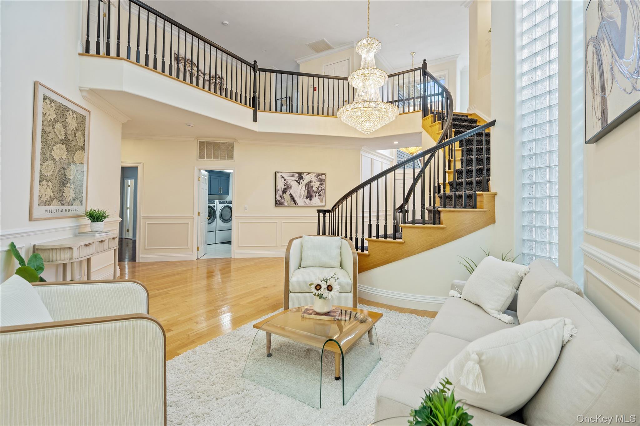 #2 photo, 176 Sagamore Drive, Plainview , NY 11803