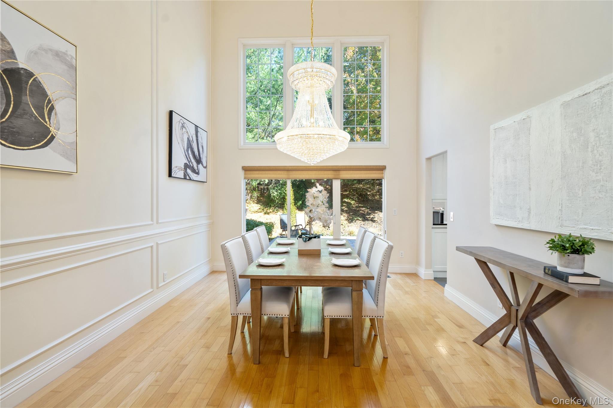 #5 photo, 176 Sagamore Drive, Plainview , NY 11803