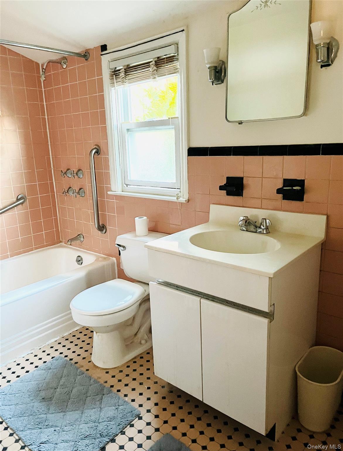 #14 photo, 207 Motley Street, Valley Stream , NY 11580