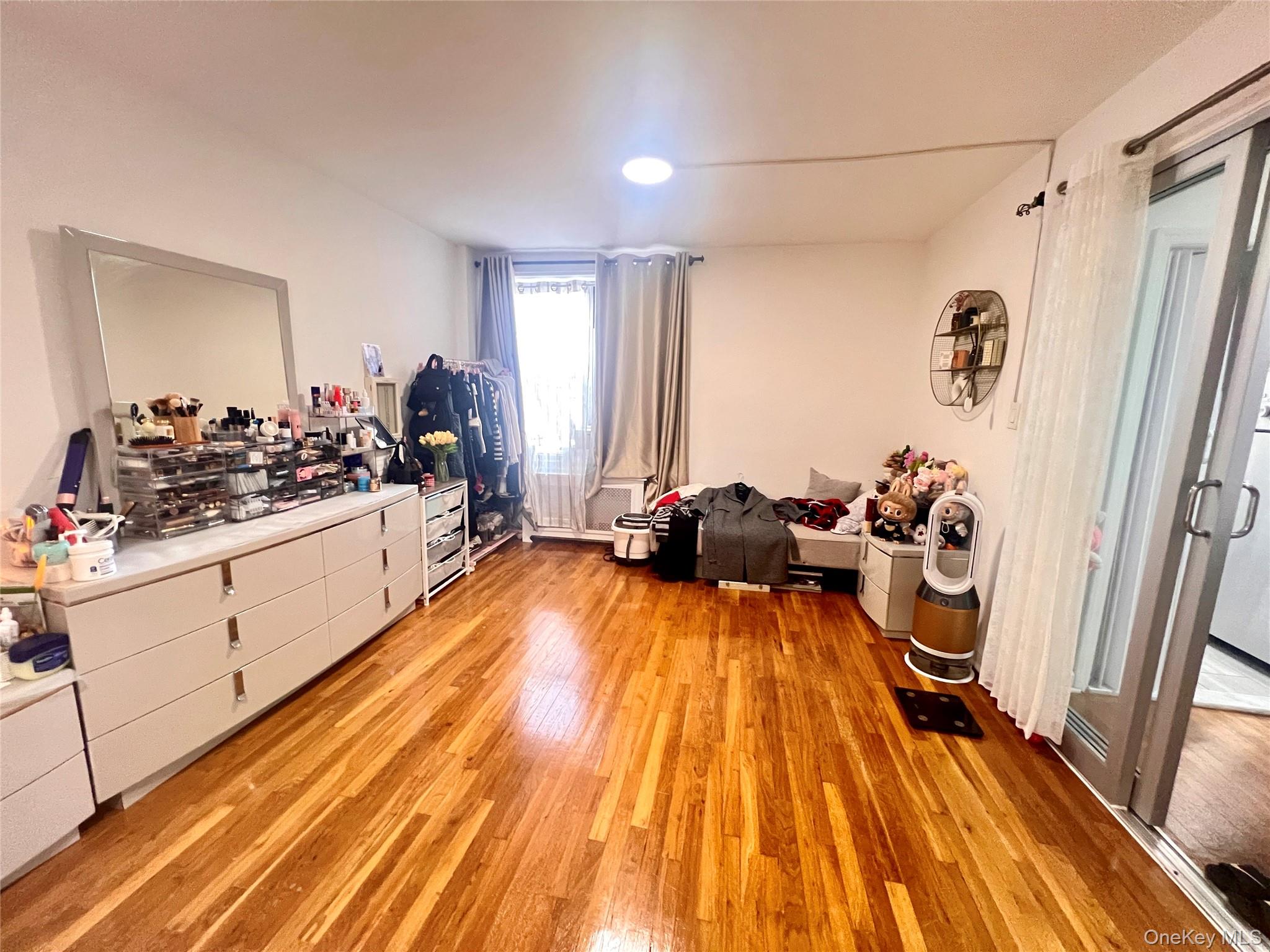 #2 photo, 42-25 80 Street, Elmhurst , NY 11373