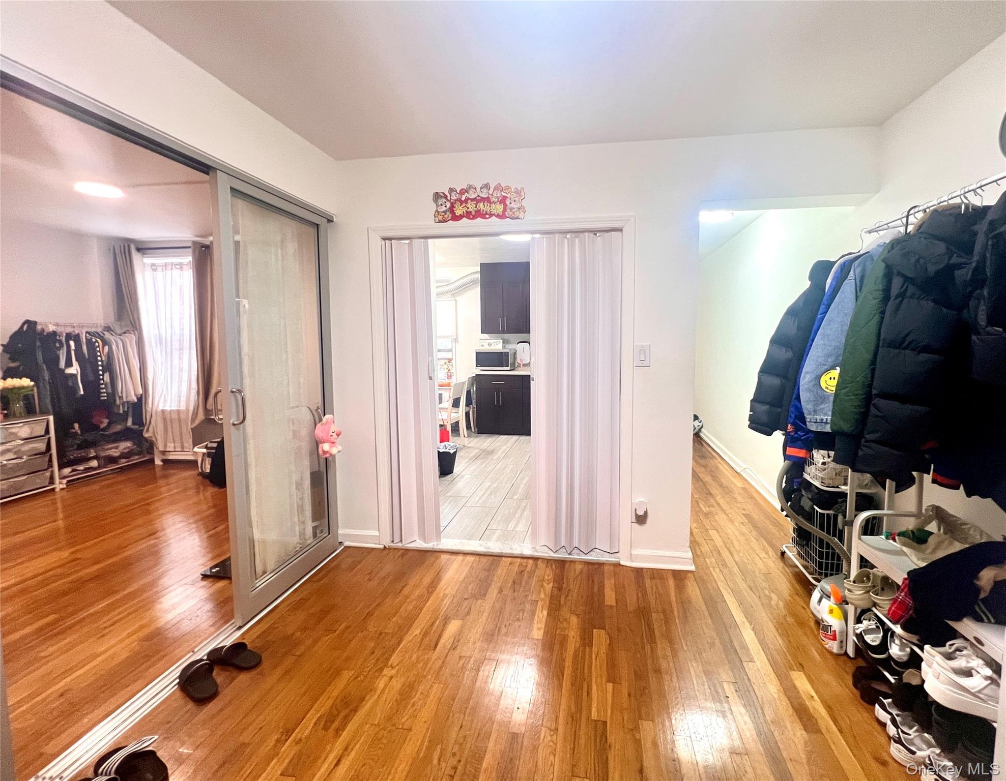 #5 photo, 42-25 80 Street, Elmhurst , NY 11373