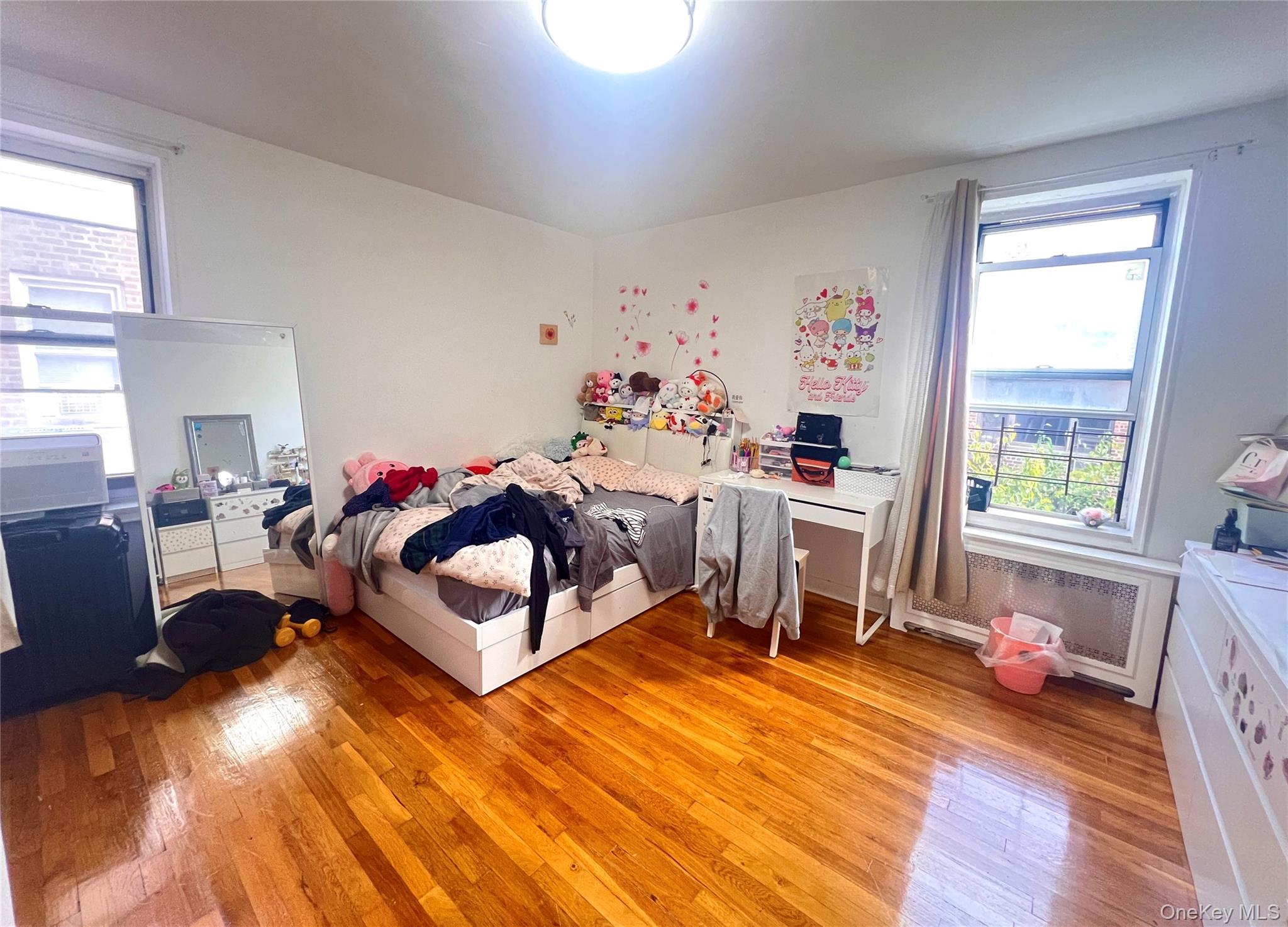 #7 photo, 42-25 80 Street, Elmhurst , NY 11373