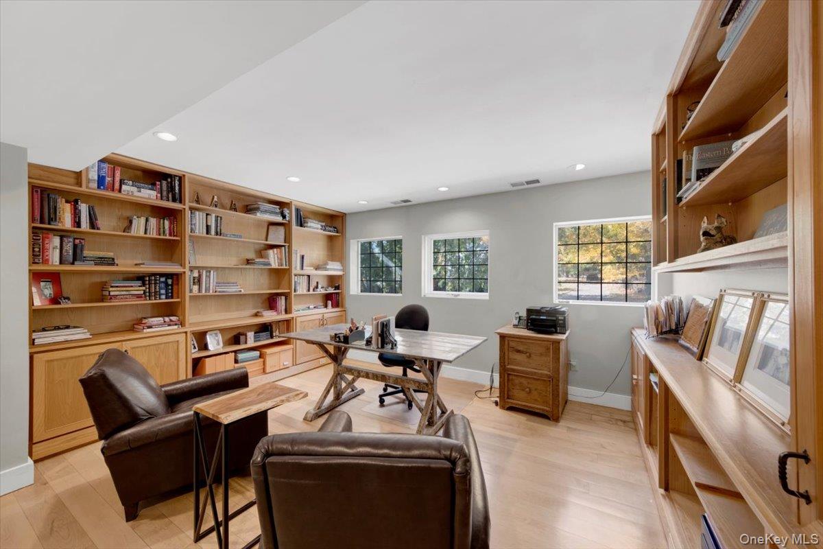 #15 photo, 183 McLain Street, Bedford Corners , NY 10549