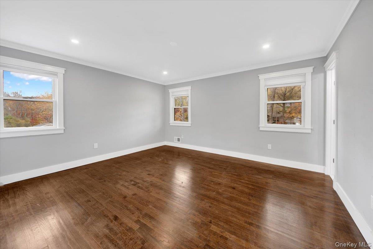 #14 photo, 157 Phyllis Court, Yorktown Heights , NY 10598