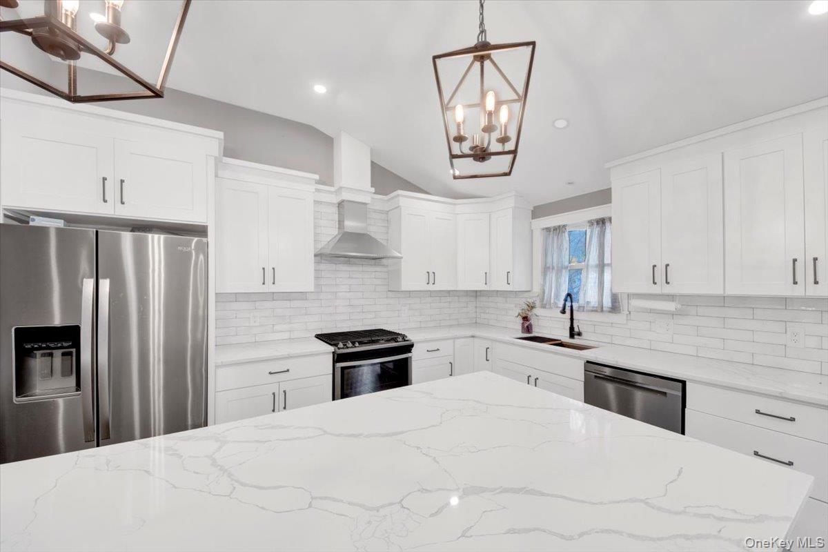 #6 photo, 157 Phyllis Court, Yorktown Heights , NY 10598