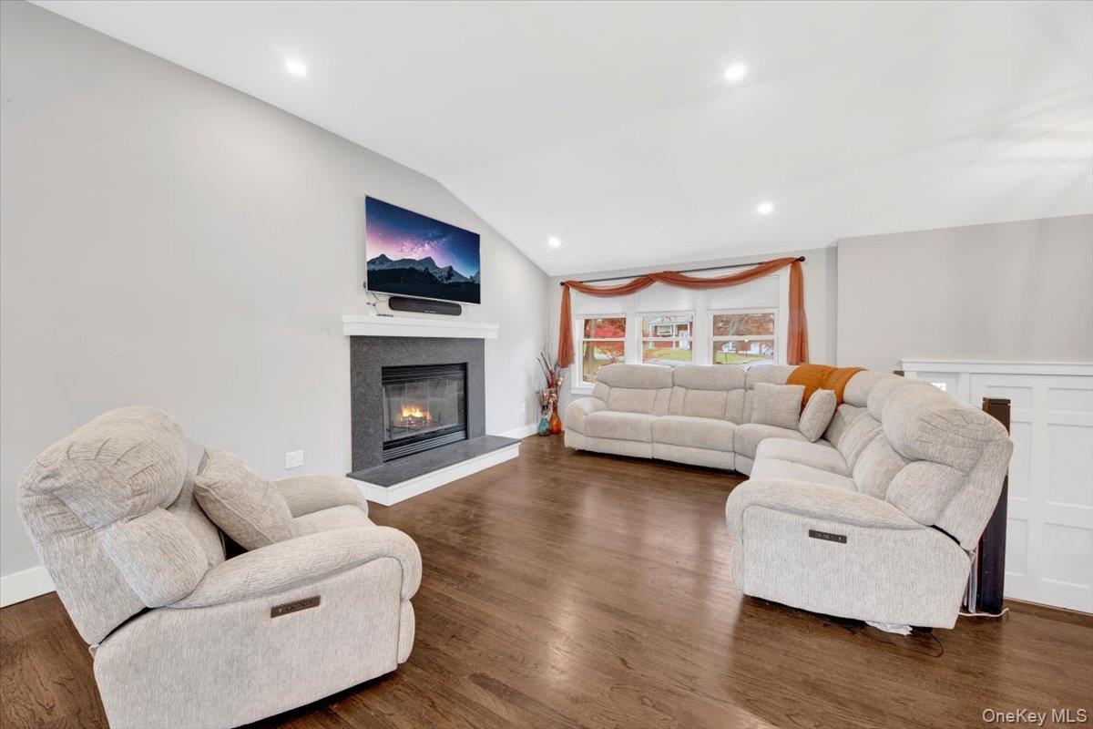 #9 photo, 157 Phyllis Court, Yorktown Heights , NY 10598