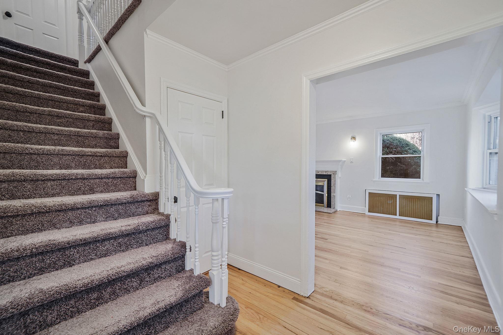 #7 photo, 25 Oxford Drive, Freeport , NY 11520