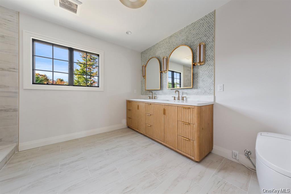 #16 photo, 16 Otsego Place, Jericho , NY 11753