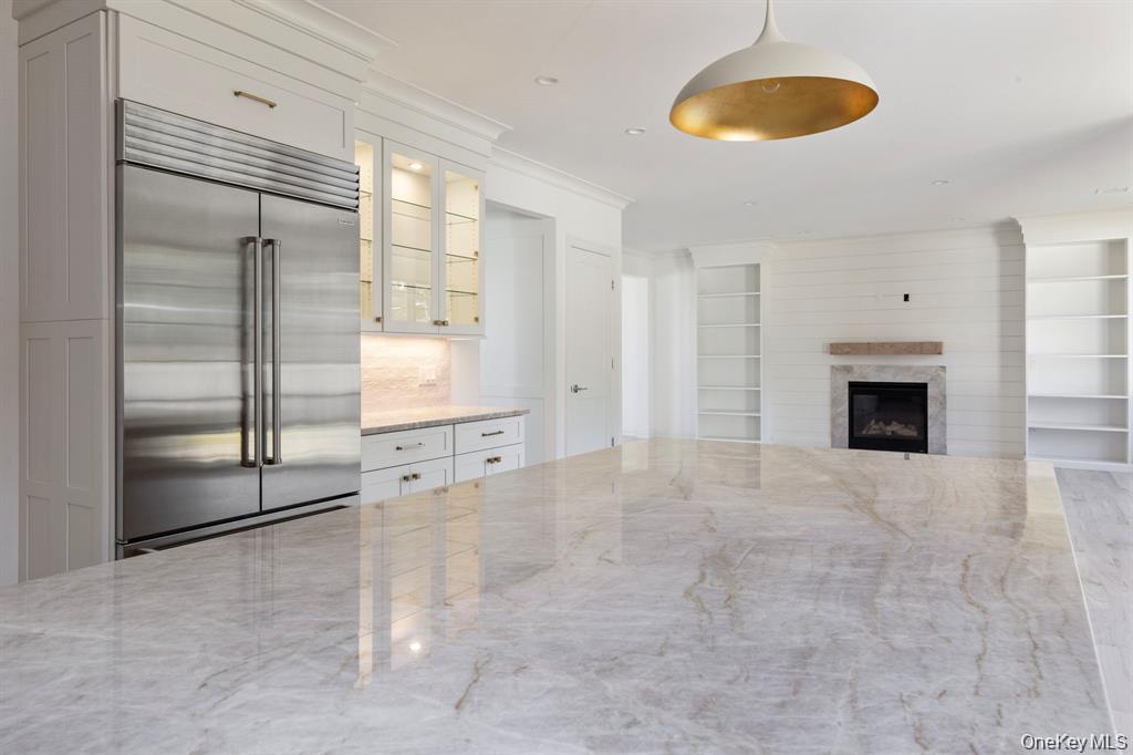 #8 photo, 16 Otsego Place, Jericho , NY 11753