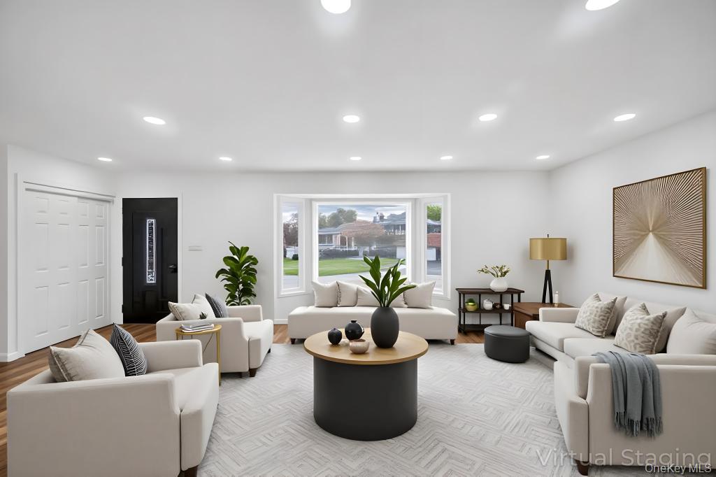 #9 photo, 33 Eastfield Lane, Melville , NY 11747