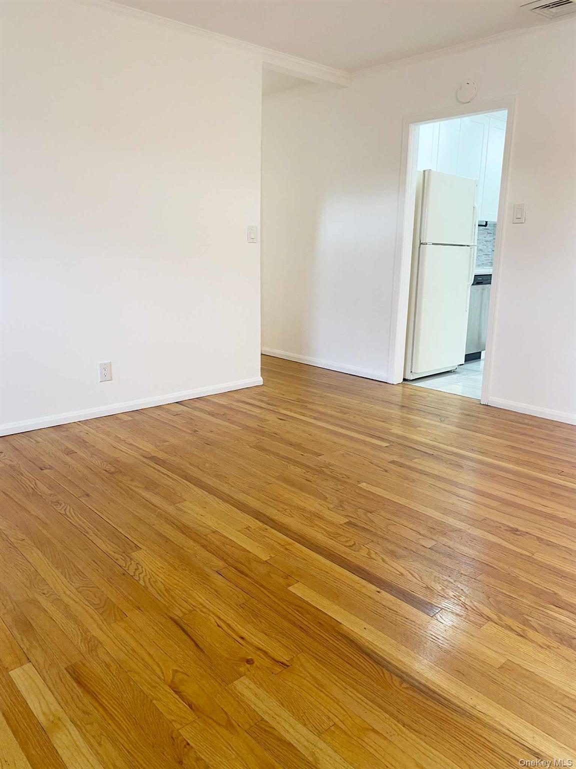 #10 photo, 25 Margaret Drive, Plainview , NY 11803