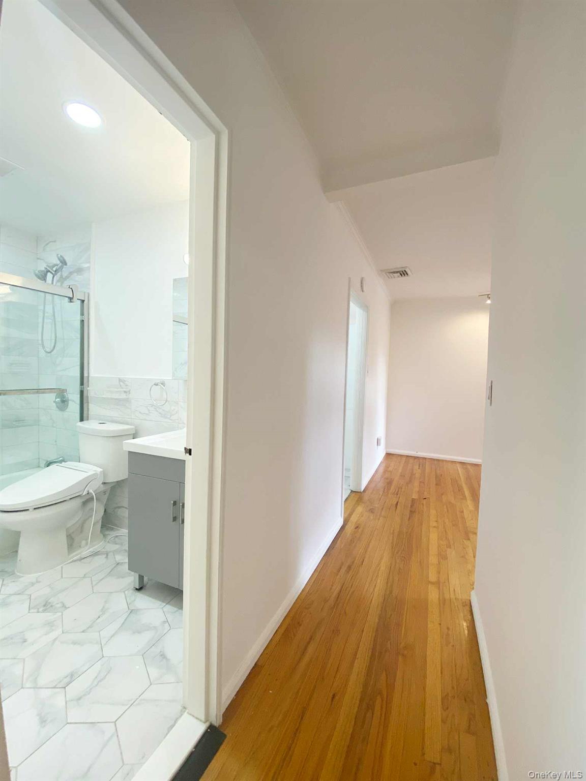 #14 photo, 25 Margaret Drive, Plainview , NY 11803