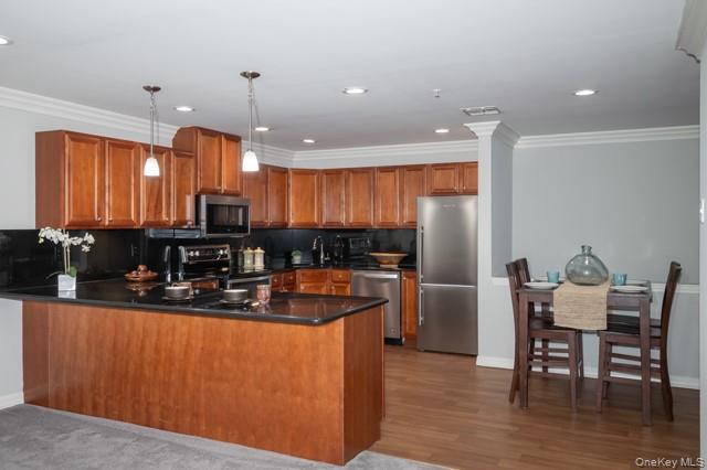 #4 photo, 2200 Dolphin Lane, Holbrook , NY 11741