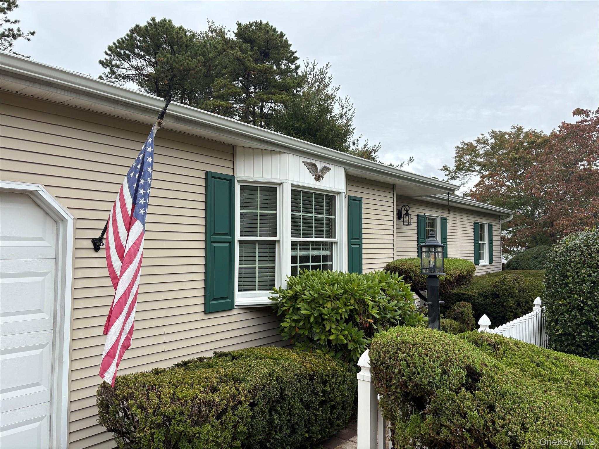 #2 photo, 173 Hot Water Street, Manorville , NY 11949