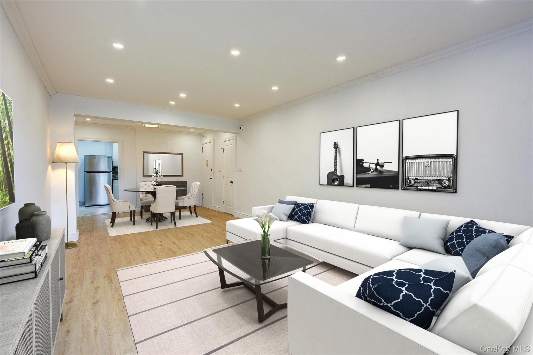 #11 photo, 100-25 Queens Boulevard, Forest Hills , NY 11375