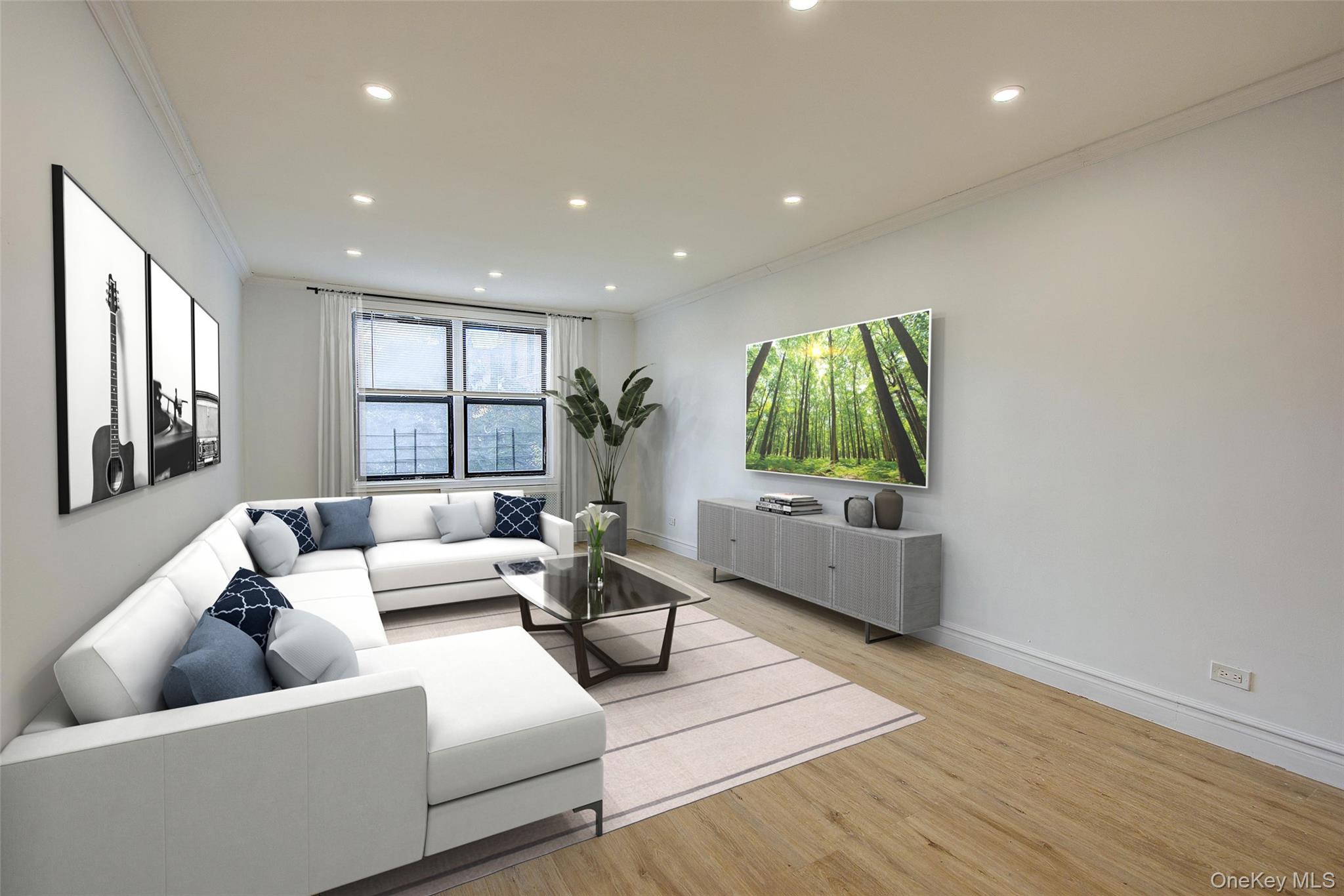 #5 photo, 100-25 Queens Boulevard, Forest Hills , NY 11375