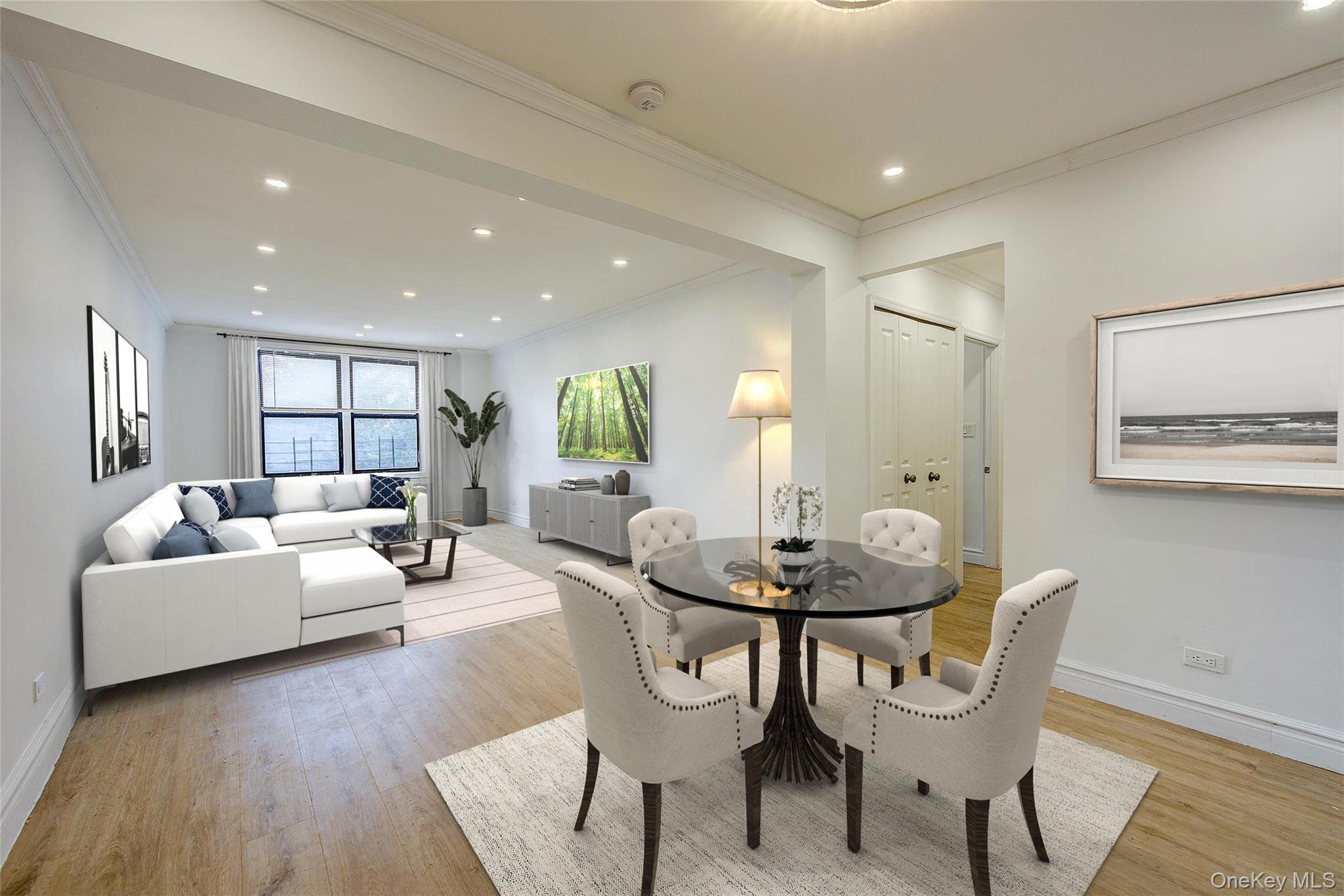 #7 photo, 100-25 Queens Boulevard, Forest Hills , NY 11375