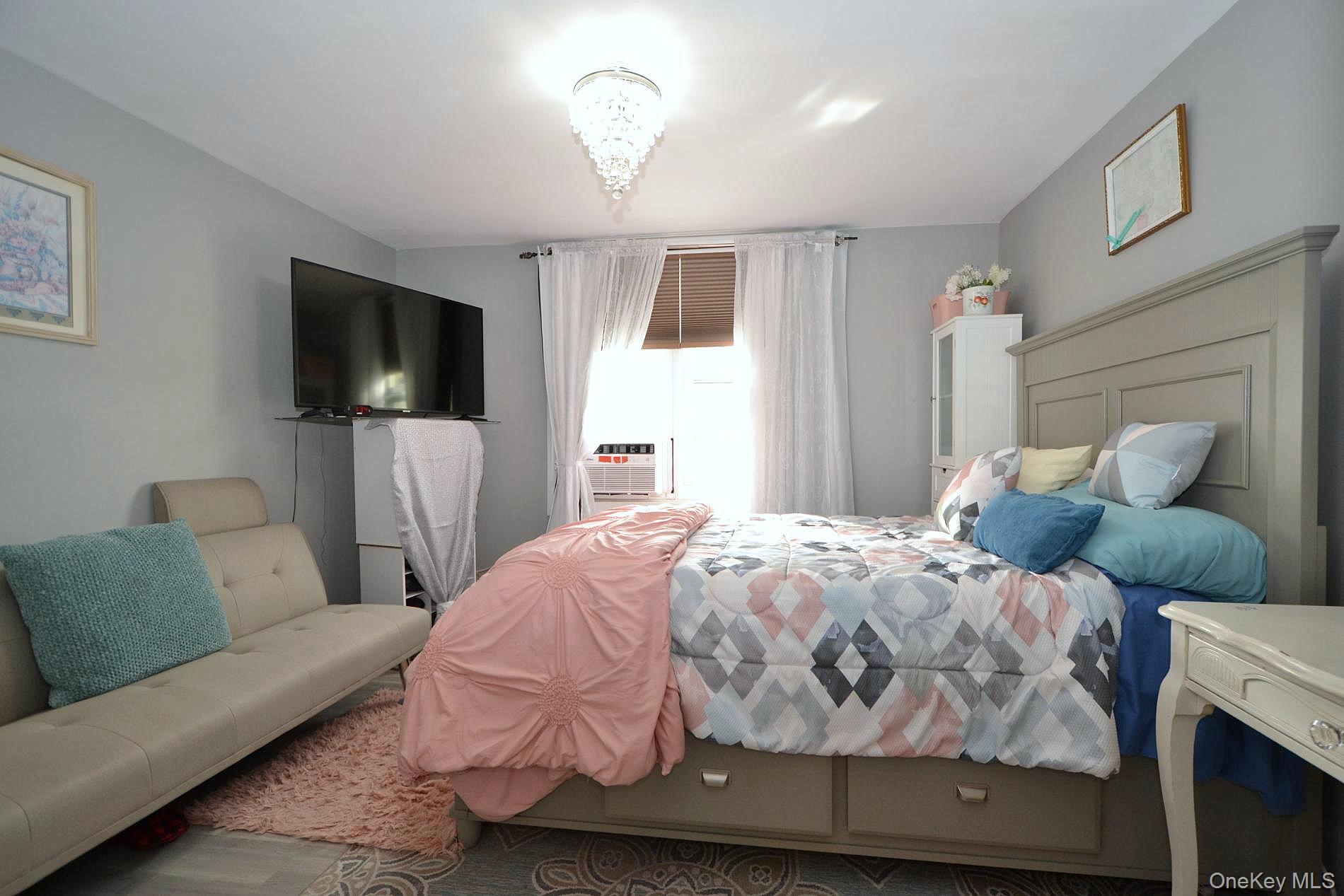 #10 photo, 54 Townhouse Road, Huntington Station , NY 11746