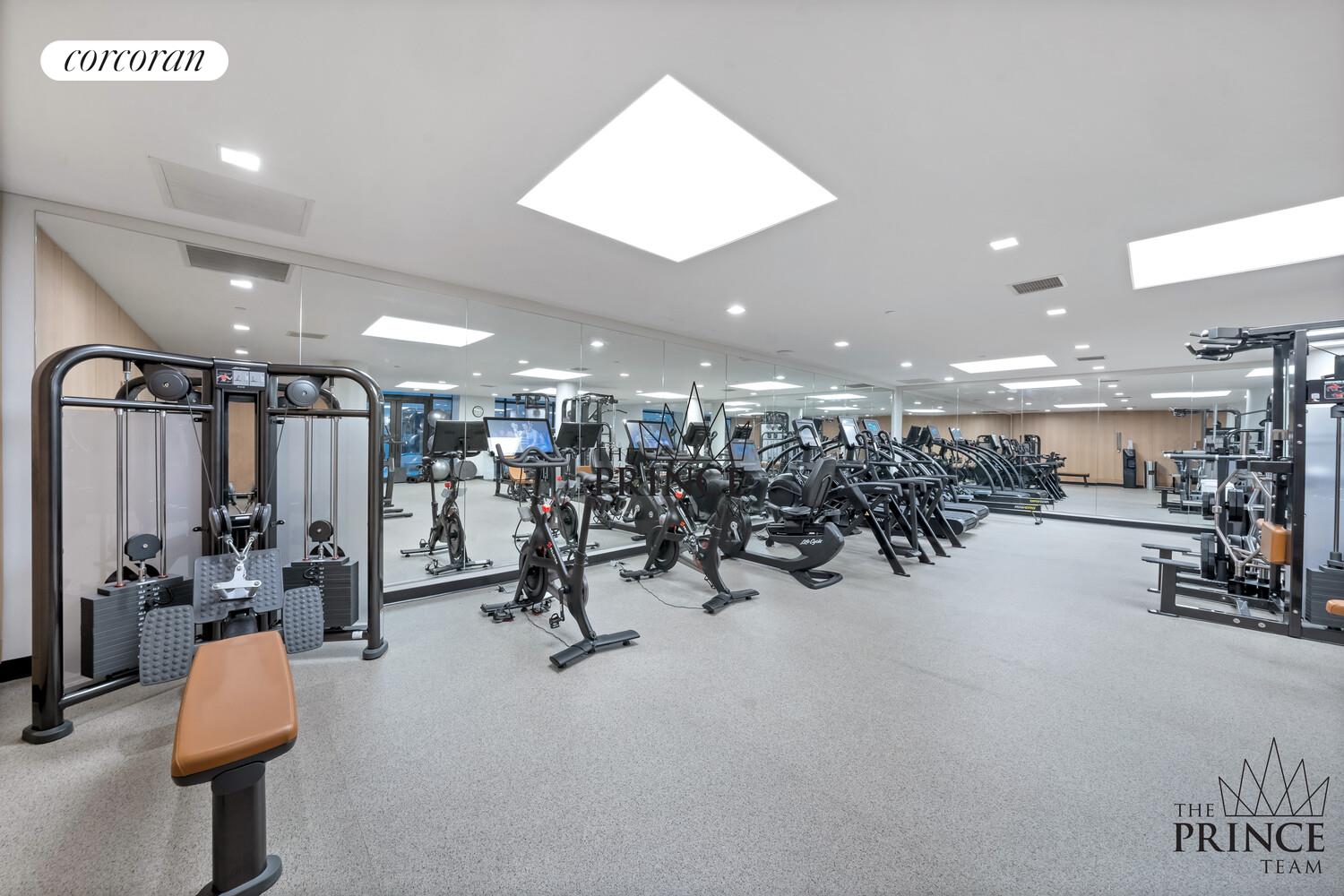 #18 photo, 250 WEST Street, Tribeca , NY 10013