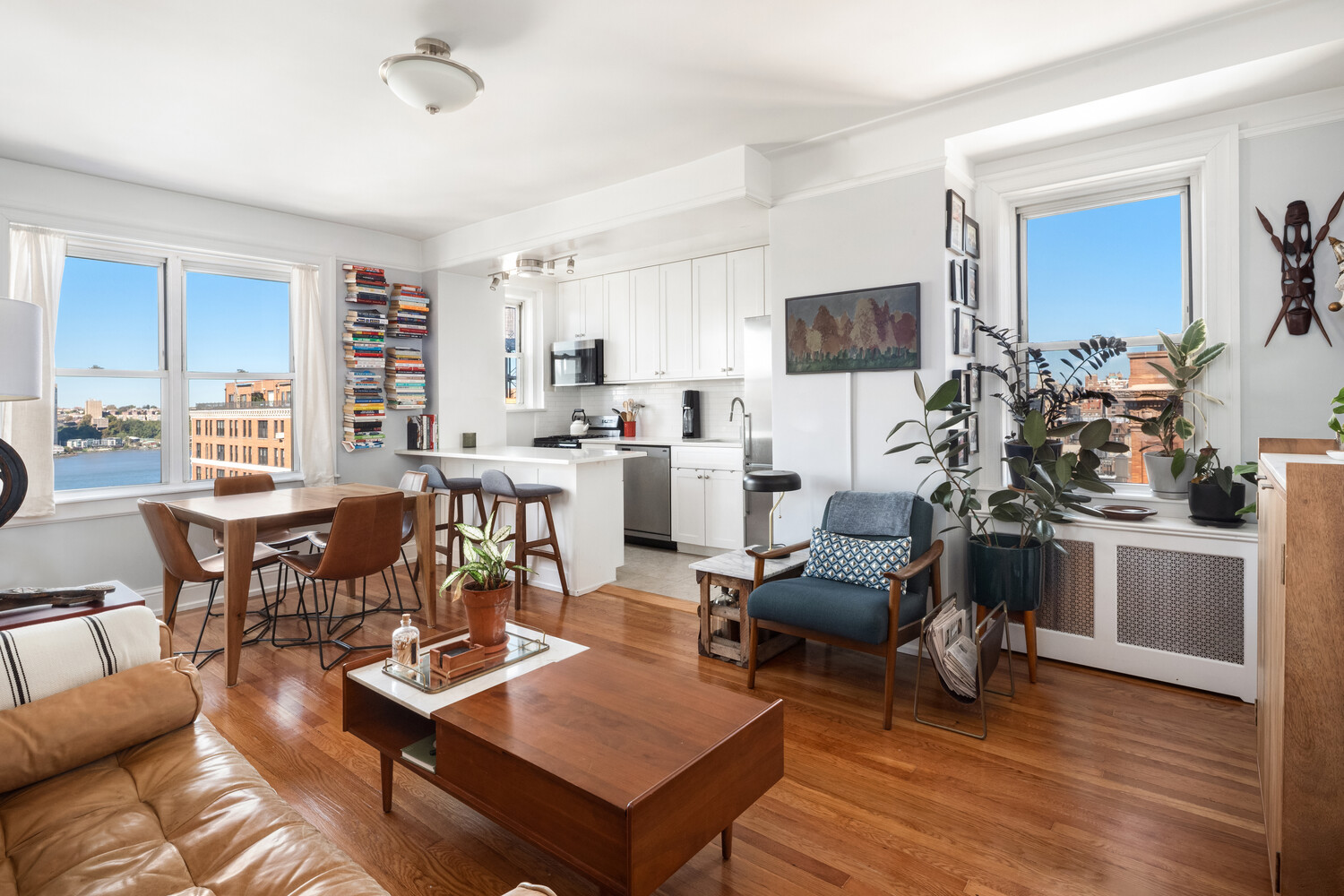 #2 photo, 304 W 75TH Street, Upper West Side , NY 10023