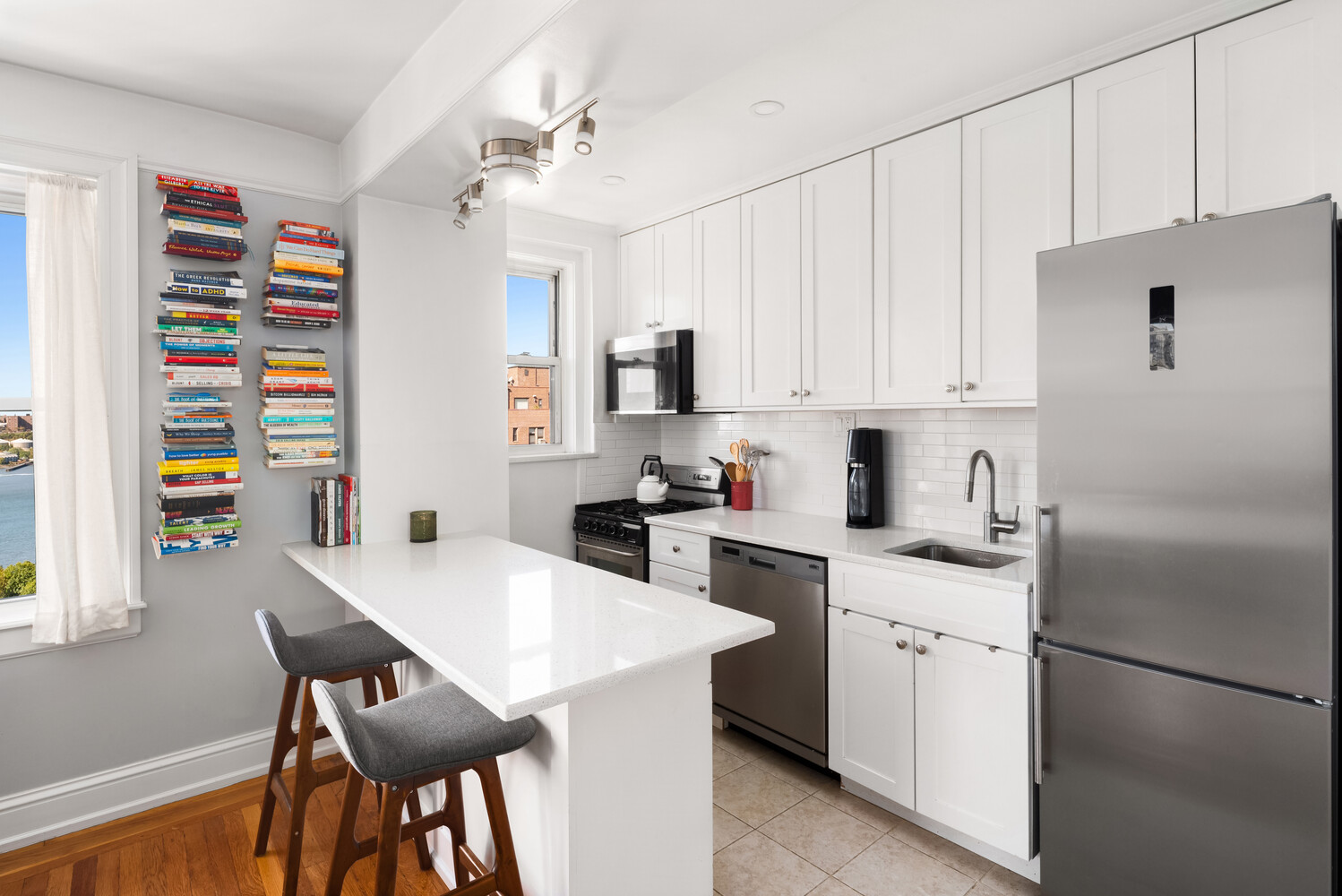 #4 photo, 304 W 75TH Street, Upper West Side , NY 10023