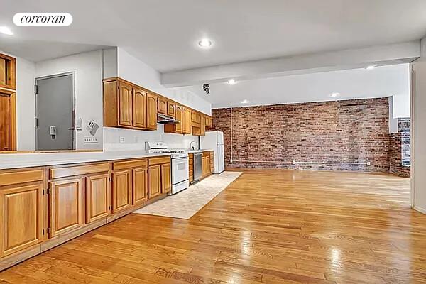 #3 photo, 151 5TH Avenue, Park Slope , NY 11217