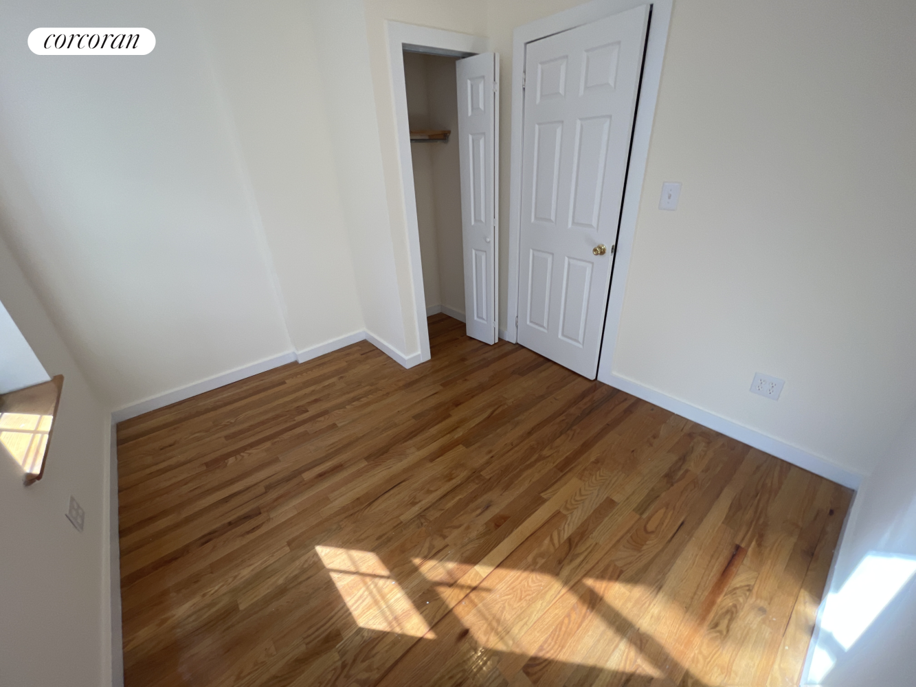 #6 photo, New York City, Yorkville , NY 10128