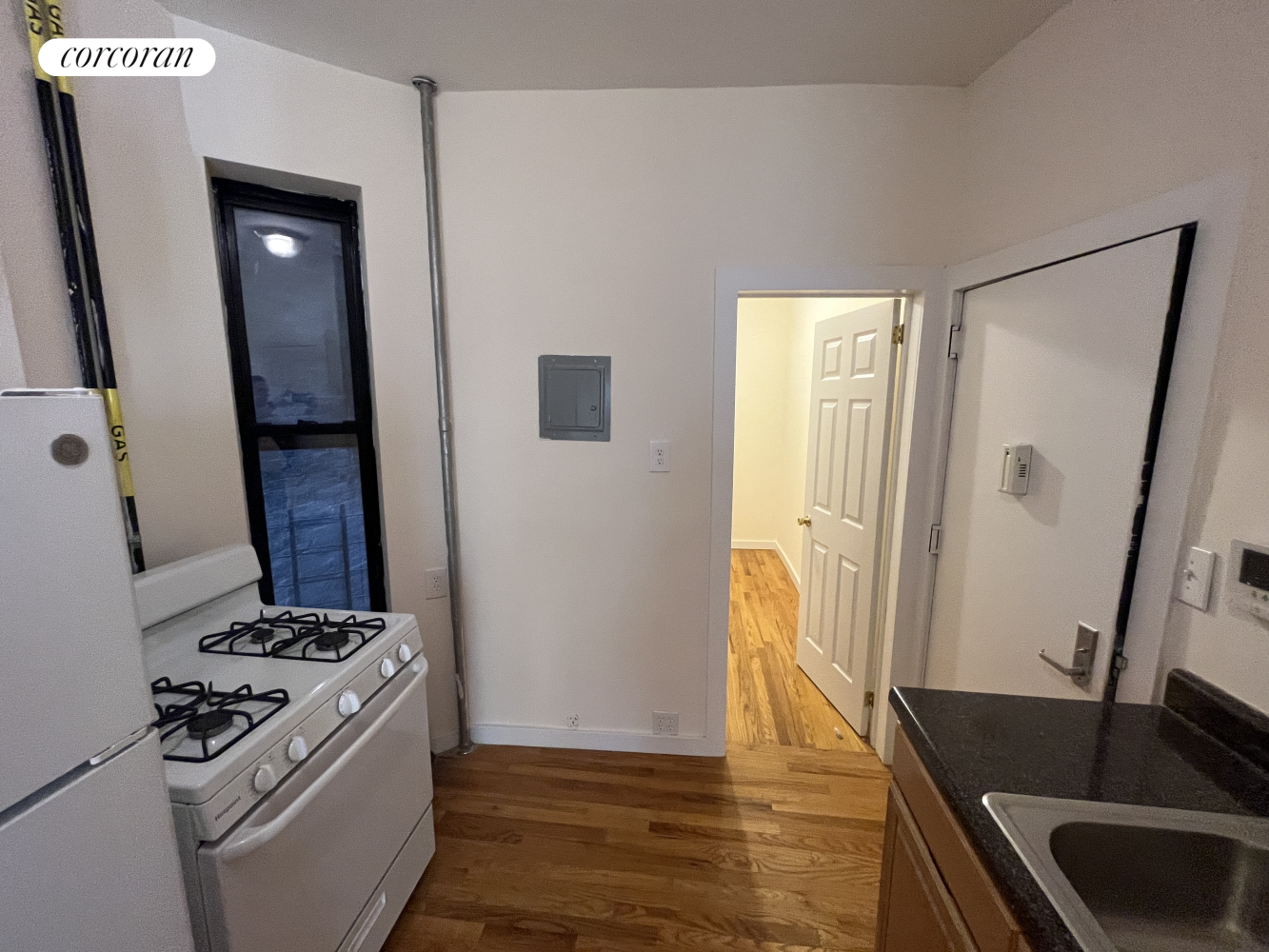 #9 photo, New York City, Yorkville , NY 10128