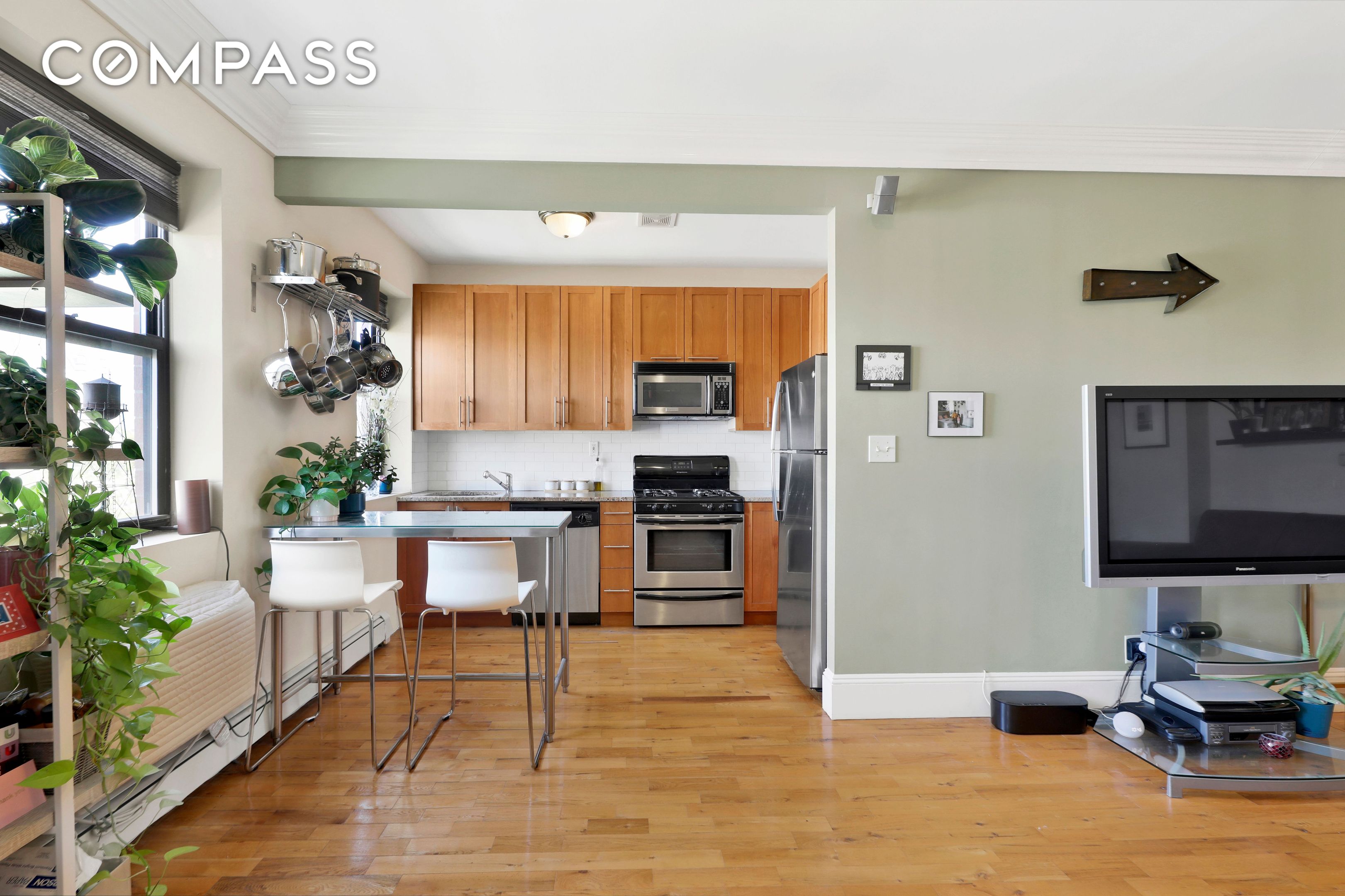 #10 photo, 36 Russell Street, Greenpoint , NY 11222