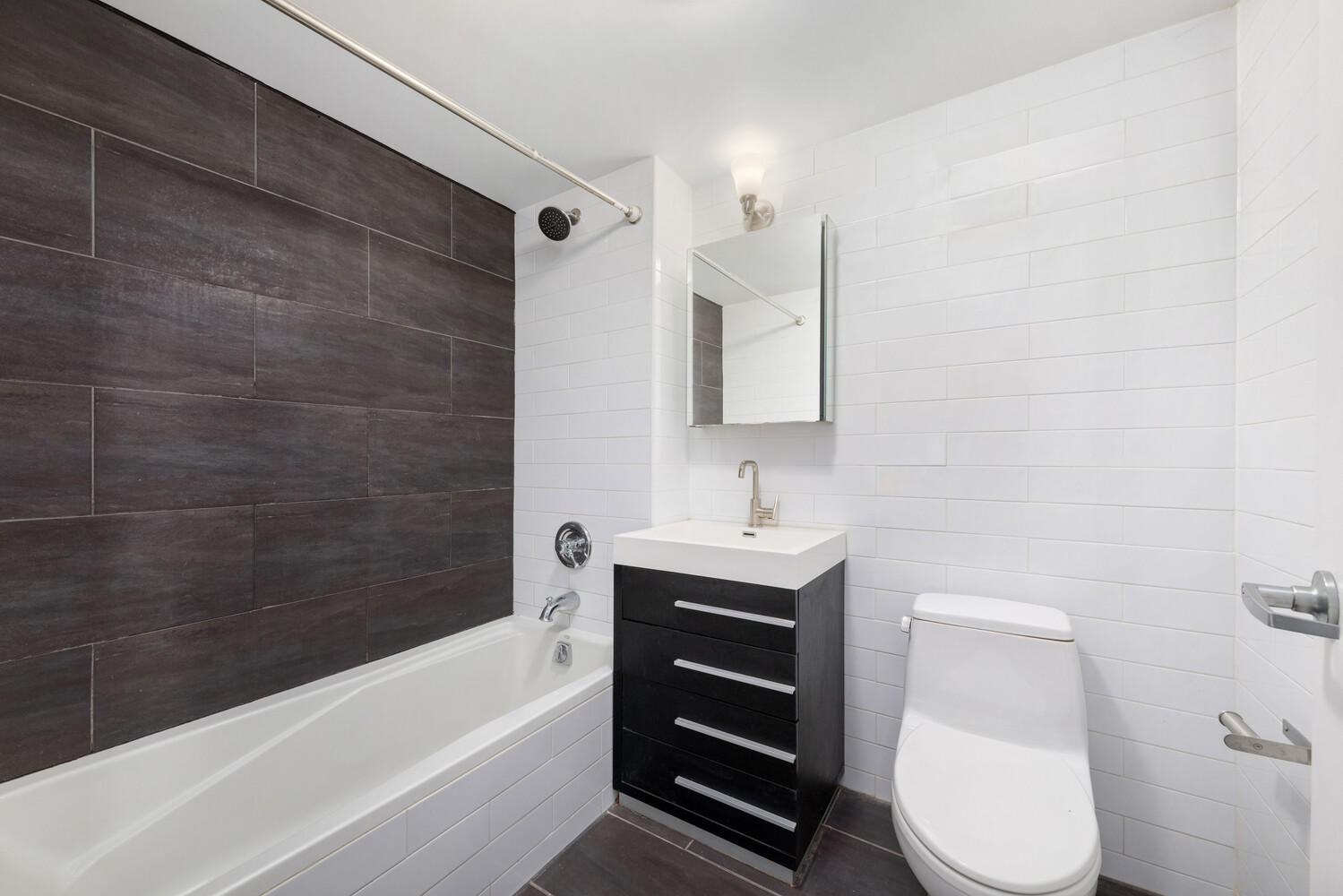 #7 photo, 93 WAVERLY Avenue, Clinton Hill , NY 11205