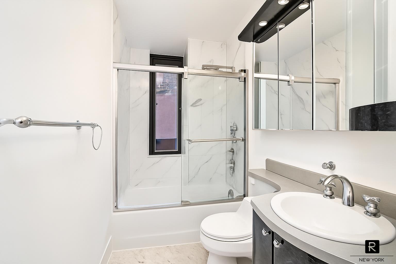 #4 photo, New York City, Murray Hill , NY 10016