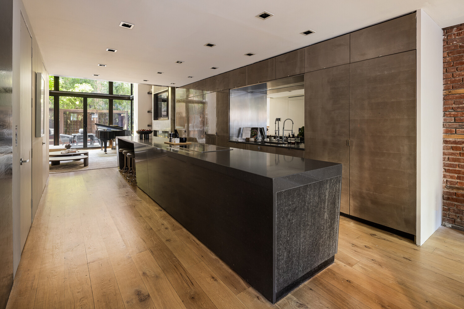 #10 photo, 80 W WASHINGTON Place, Greenwich Village , NY 10011