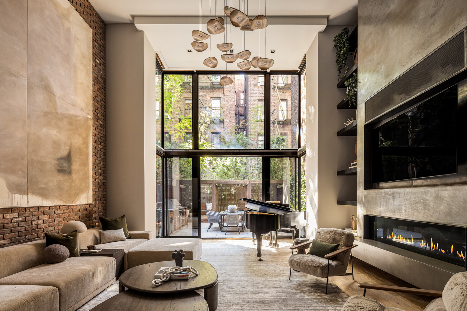 #4 photo, 80 W WASHINGTON Place, Greenwich Village , NY 10011