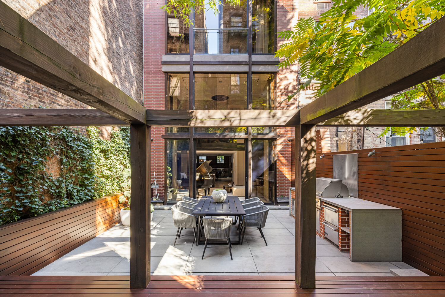 #8 photo, 80 W WASHINGTON Place, Greenwich Village , NY 10011