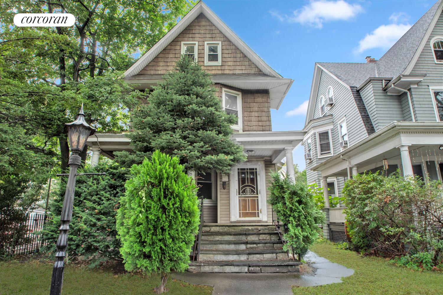 #19 photo, 34 WALDORF Court, Ditmas Park , NY 11230