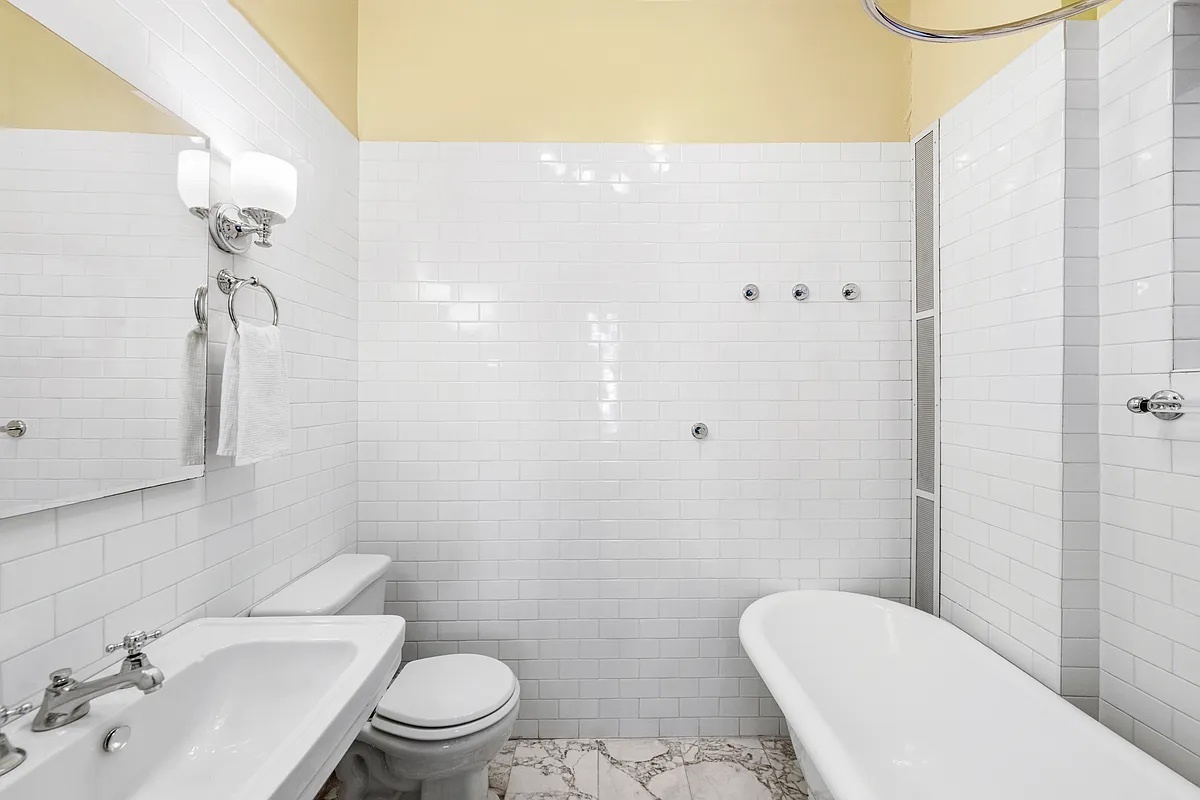 #6 photo, New York City, Greenwich Village , NY 10003