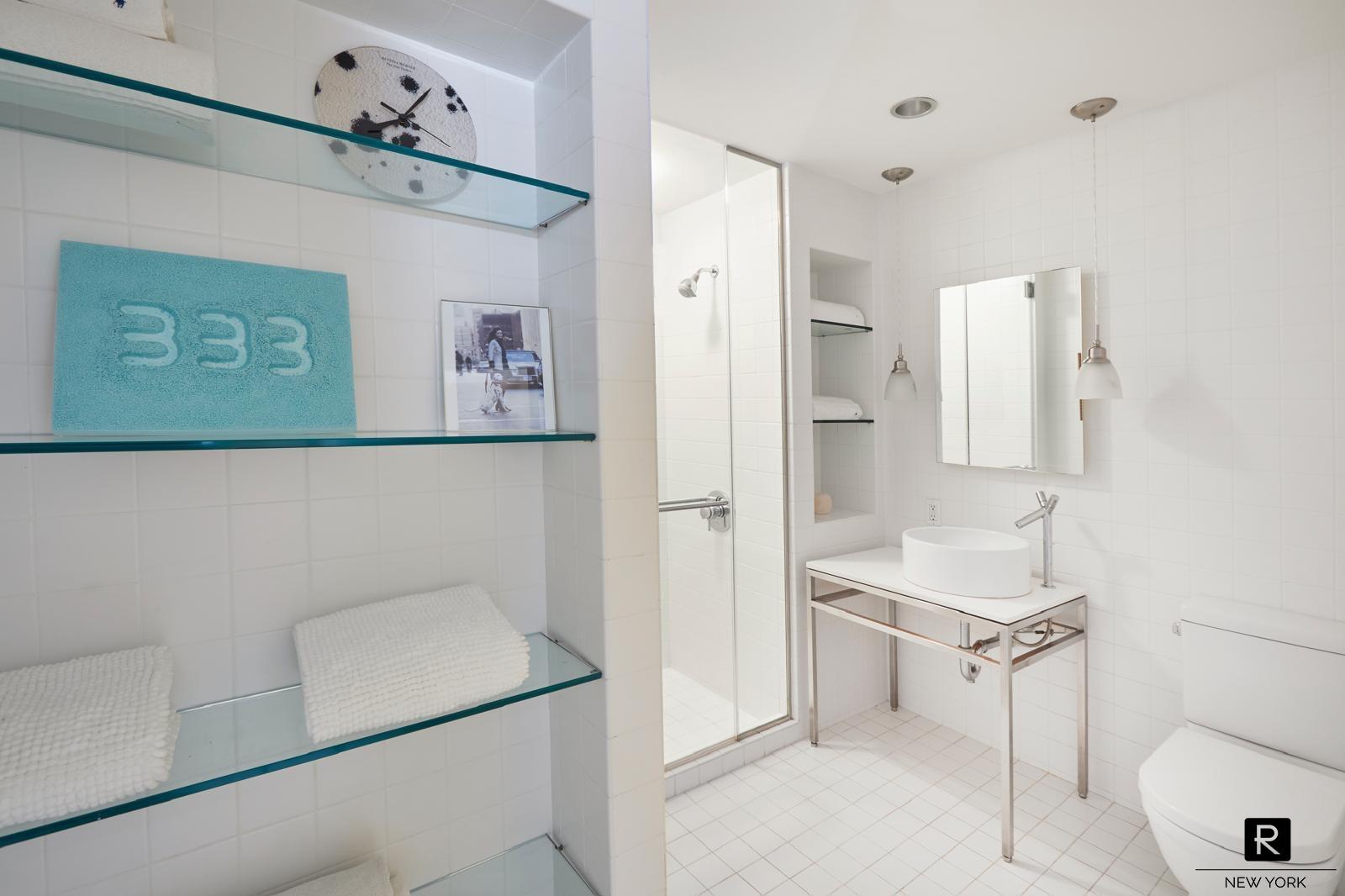 #11 photo, 15 Broad Street, Financial District , NY 10005