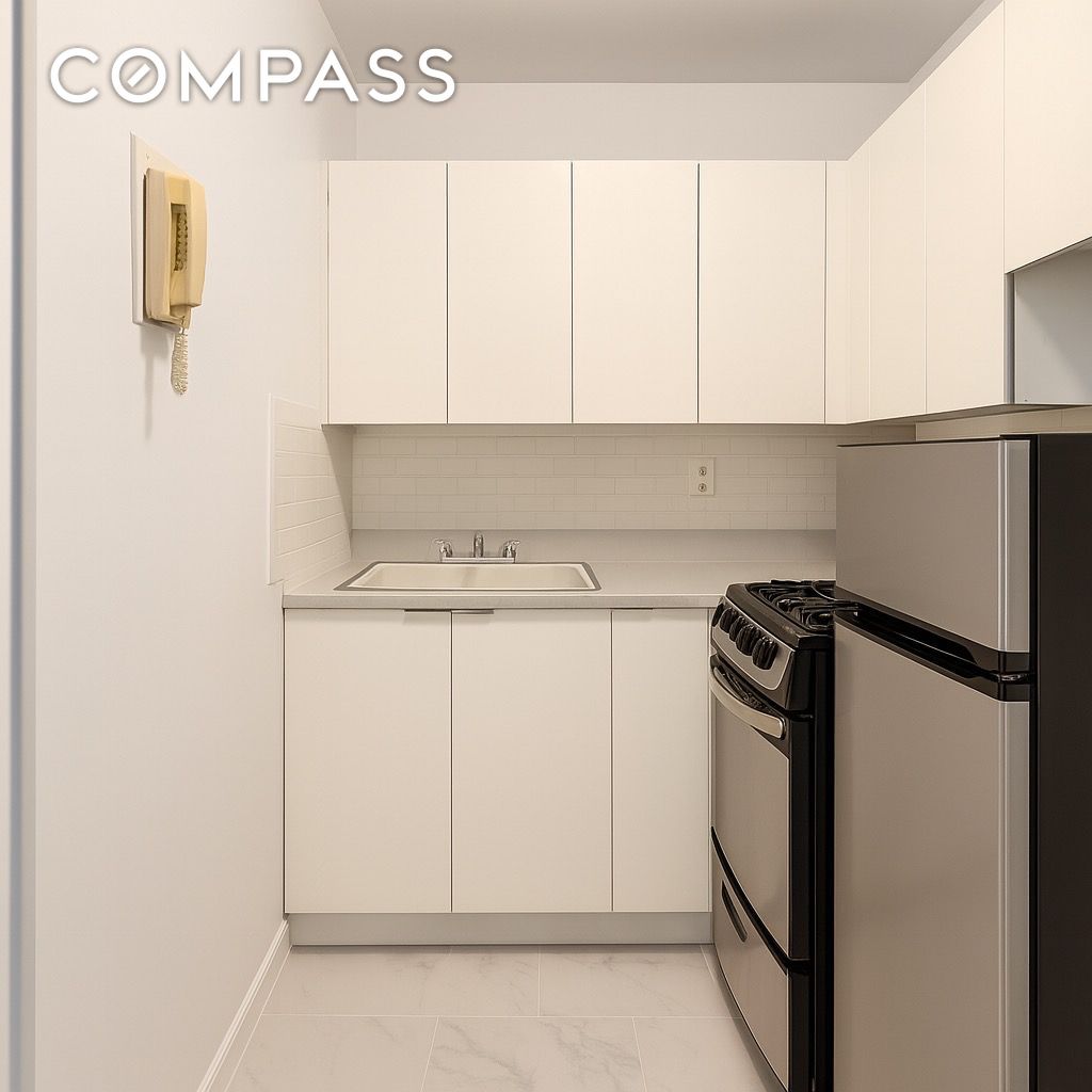 #6 photo, 220 E 67th Street, Lenox Hill , NY 10065