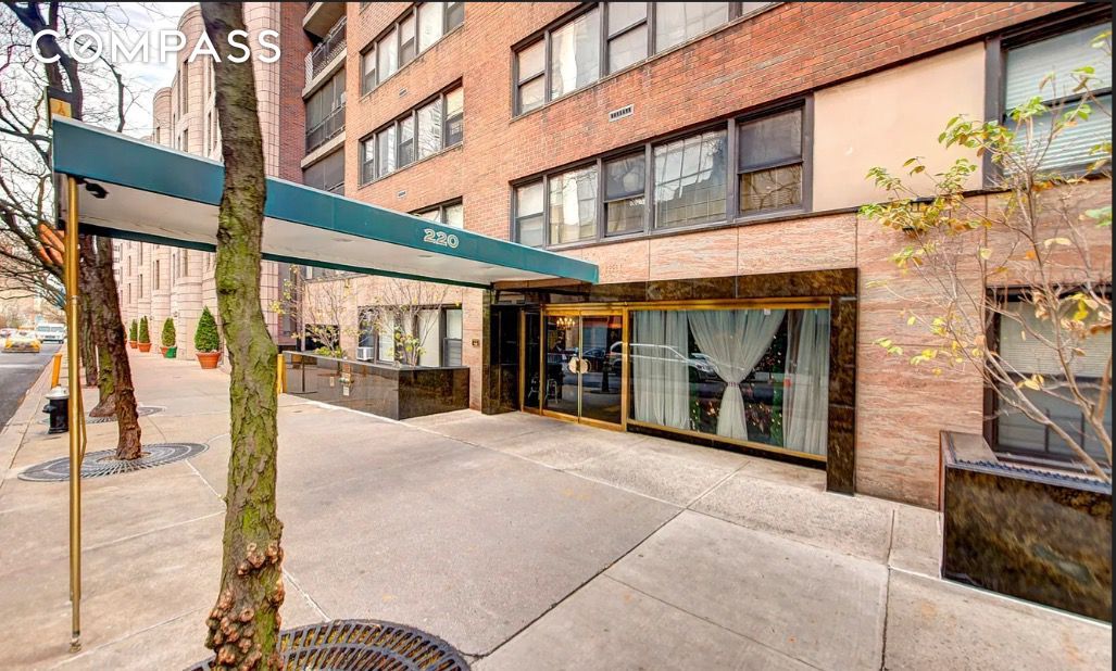 #7 photo, 220 E 67th Street, Lenox Hill , NY 10065