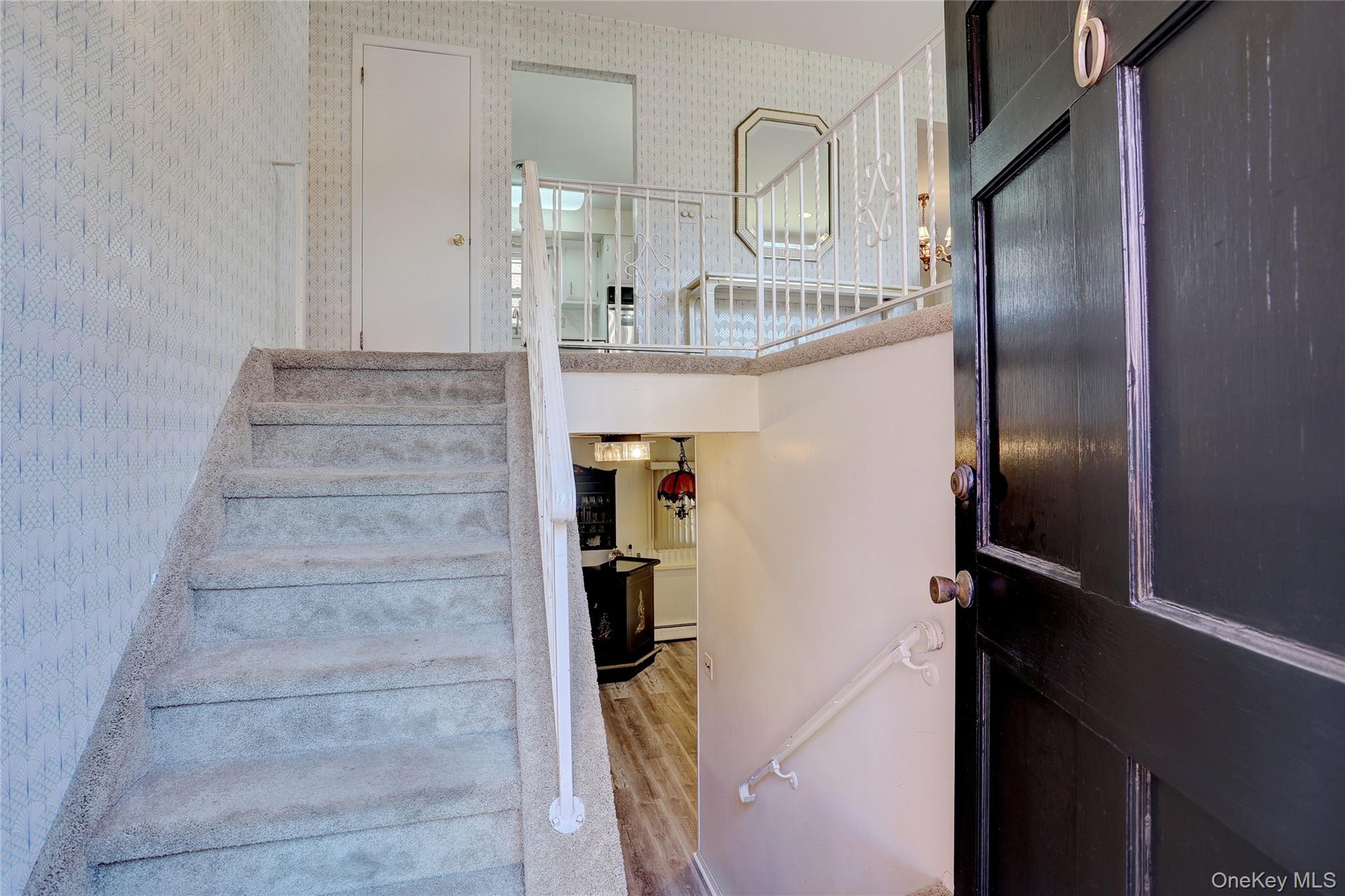 #6 photo, 6 Roxbury Court, Chestnut Ridge , NY 10977