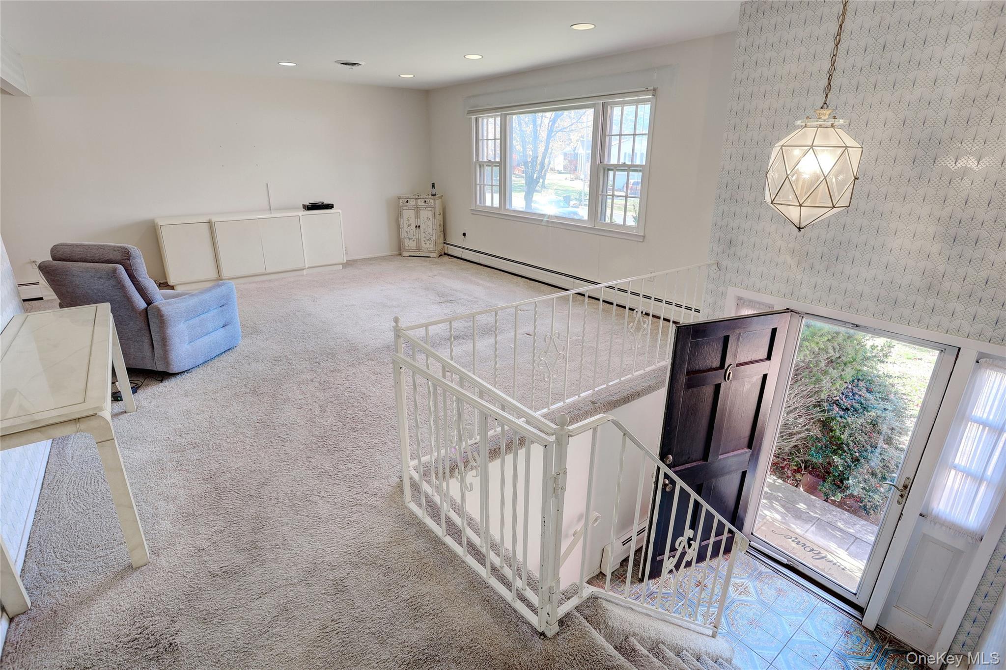 #7 photo, 6 Roxbury Court, Chestnut Ridge , NY 10977