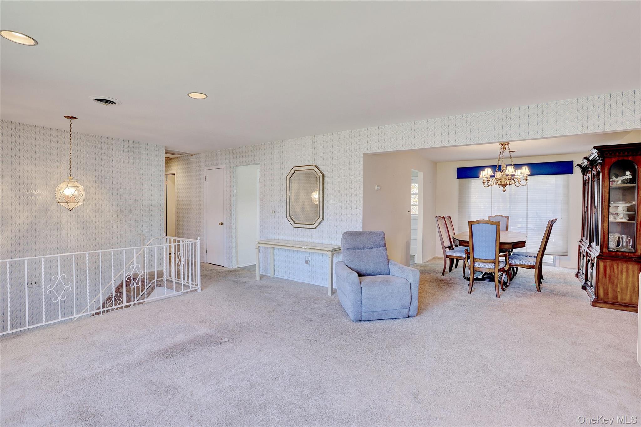 #8 photo, 6 Roxbury Court, Chestnut Ridge , NY 10977