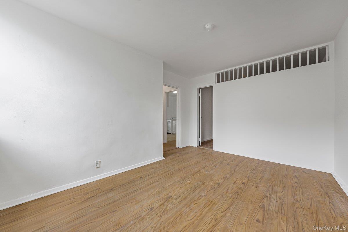 #11 photo, 270 N Broadway, Yonkers , NY 10701