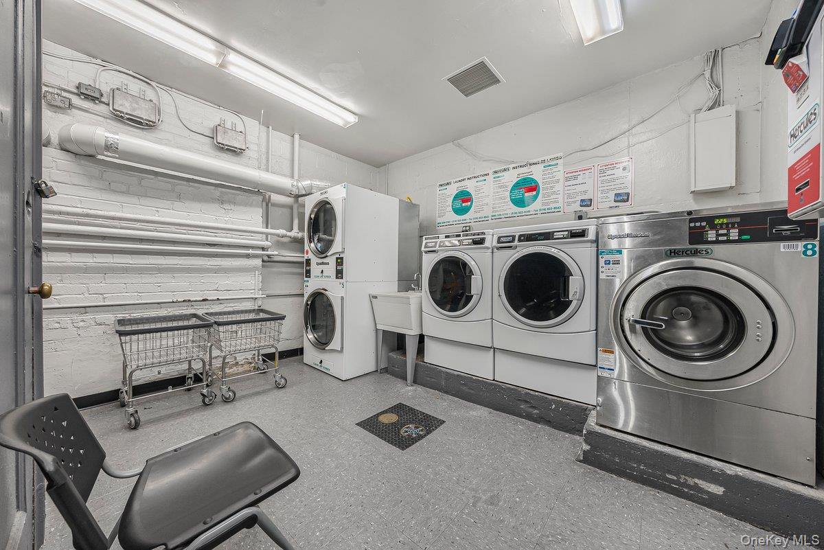 #16 photo, 270 N Broadway, Yonkers , NY 10701